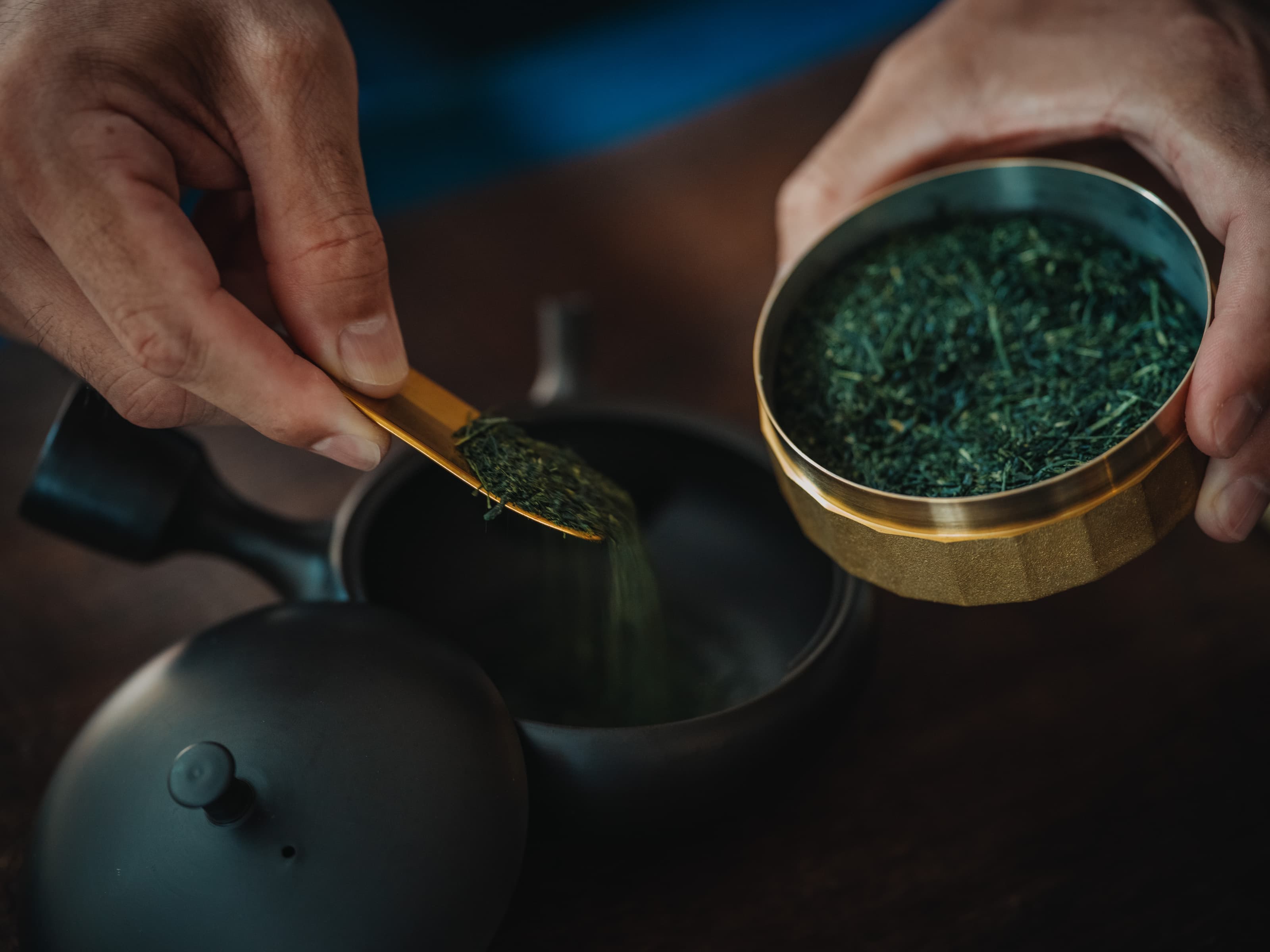 Japanese tea brewing